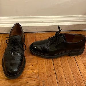 Women’s size 7 Franco Sarto Dress shoes.